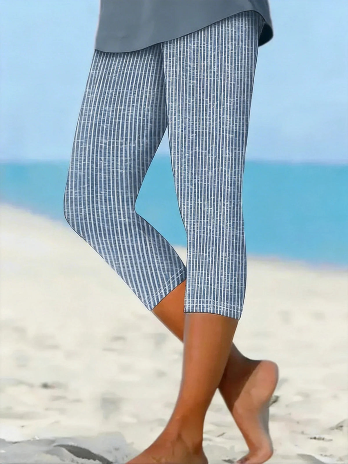 Striped Print Elastic Waist H-Line Capri Leggings