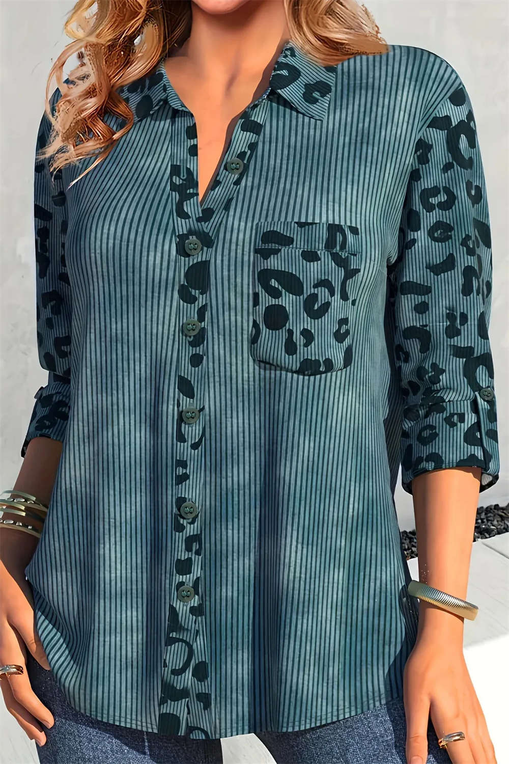 Women's Dark Green Stripe Leopard Print Collared Three Quarter Sleeve Shirt