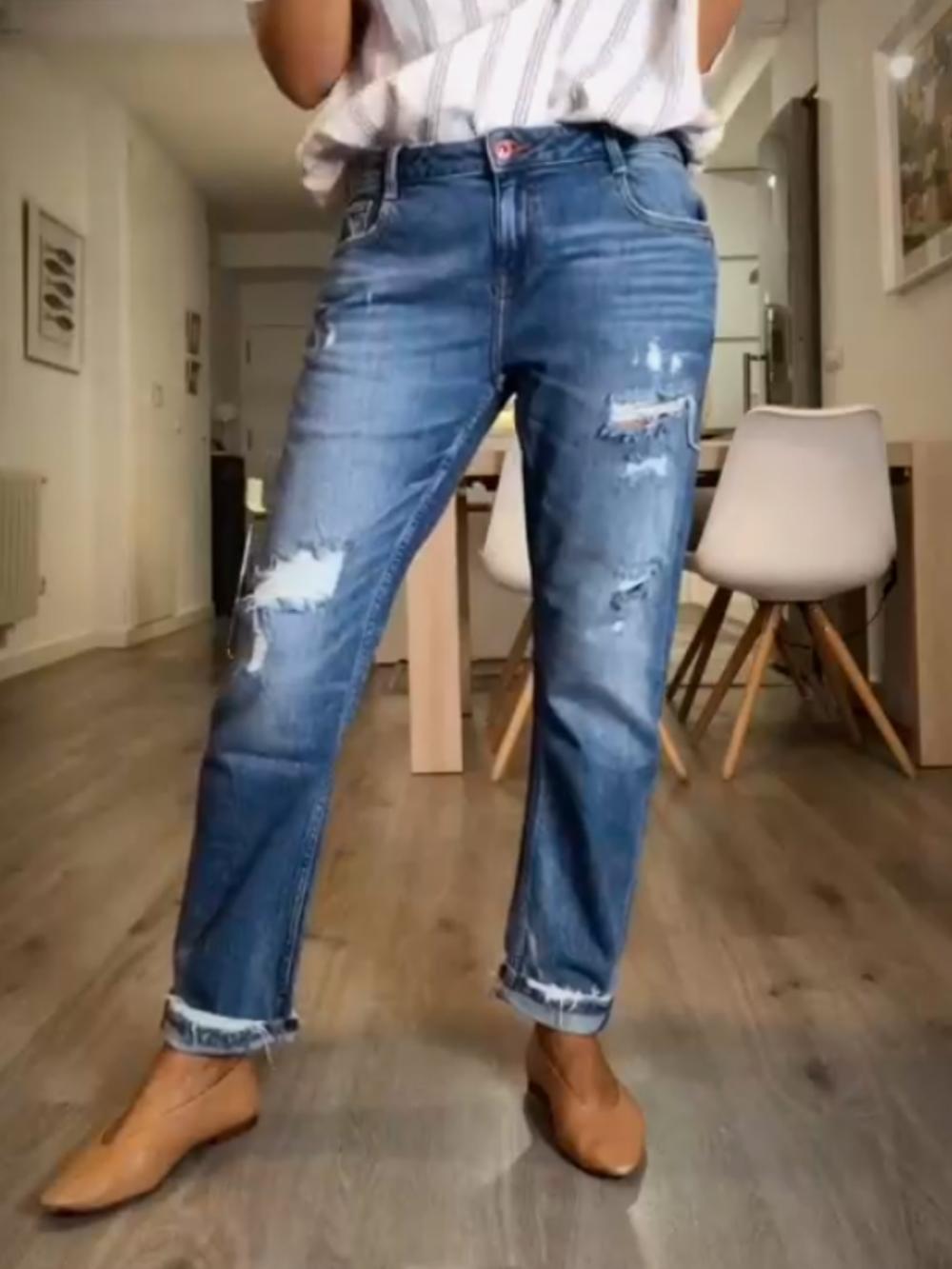 Trendy Loose Ripped Jeans