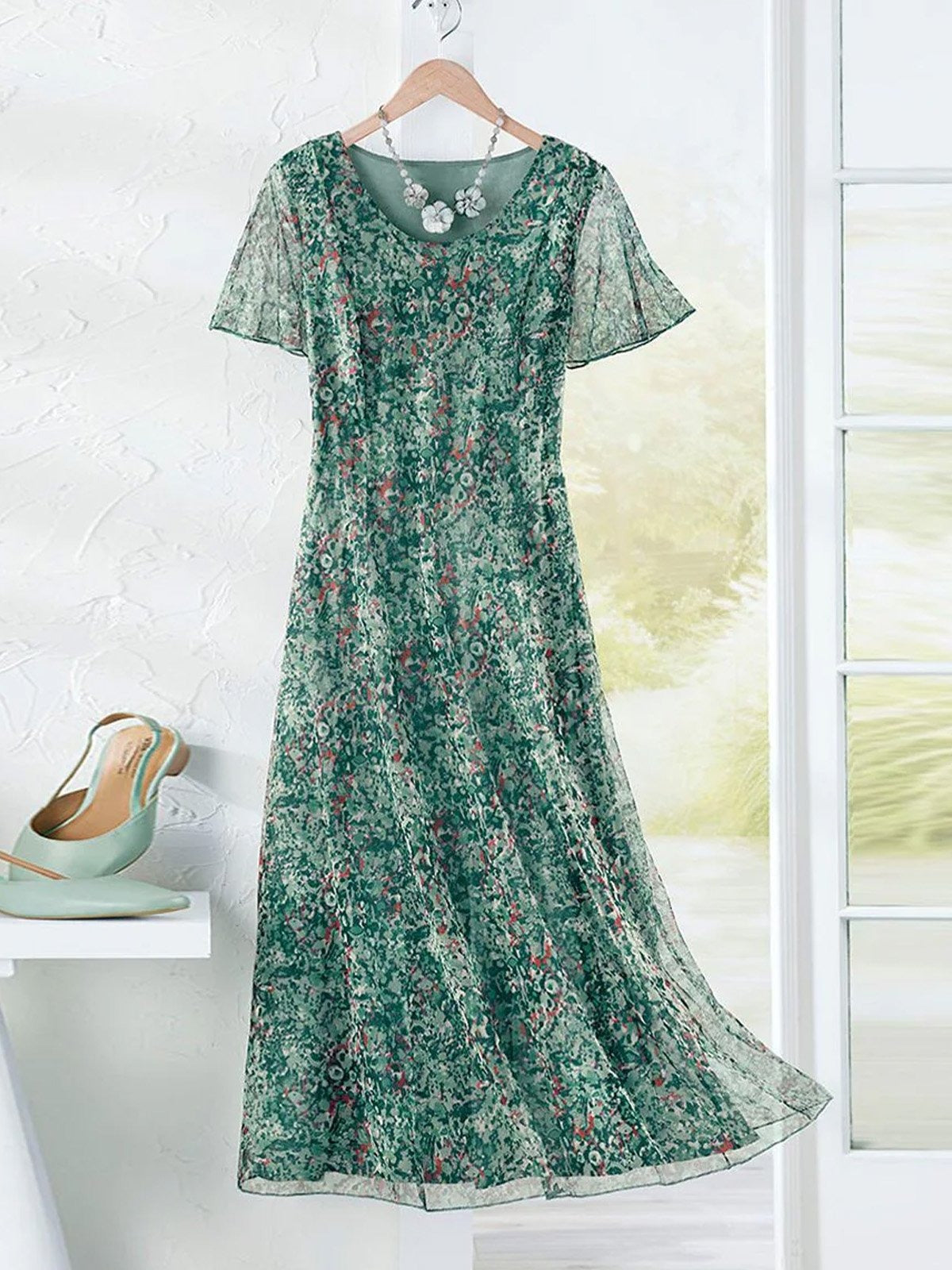 Women's Small Floral Crew Neck Short Sleeve Comfy Boho Maxi Dress