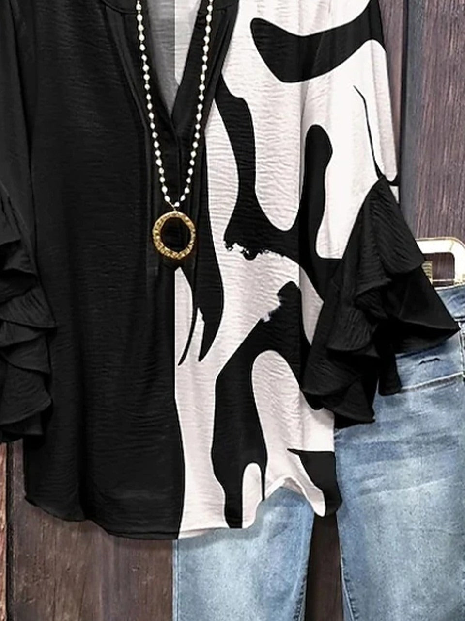Abstract Pattern V-neck Frill Half Sleeve Loose Blouse