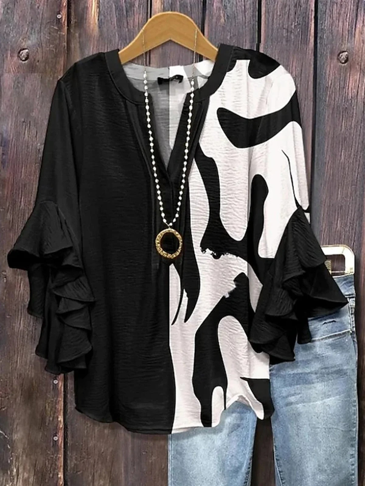 Abstract Pattern V-neck Frill Half Sleeve Loose Blouse