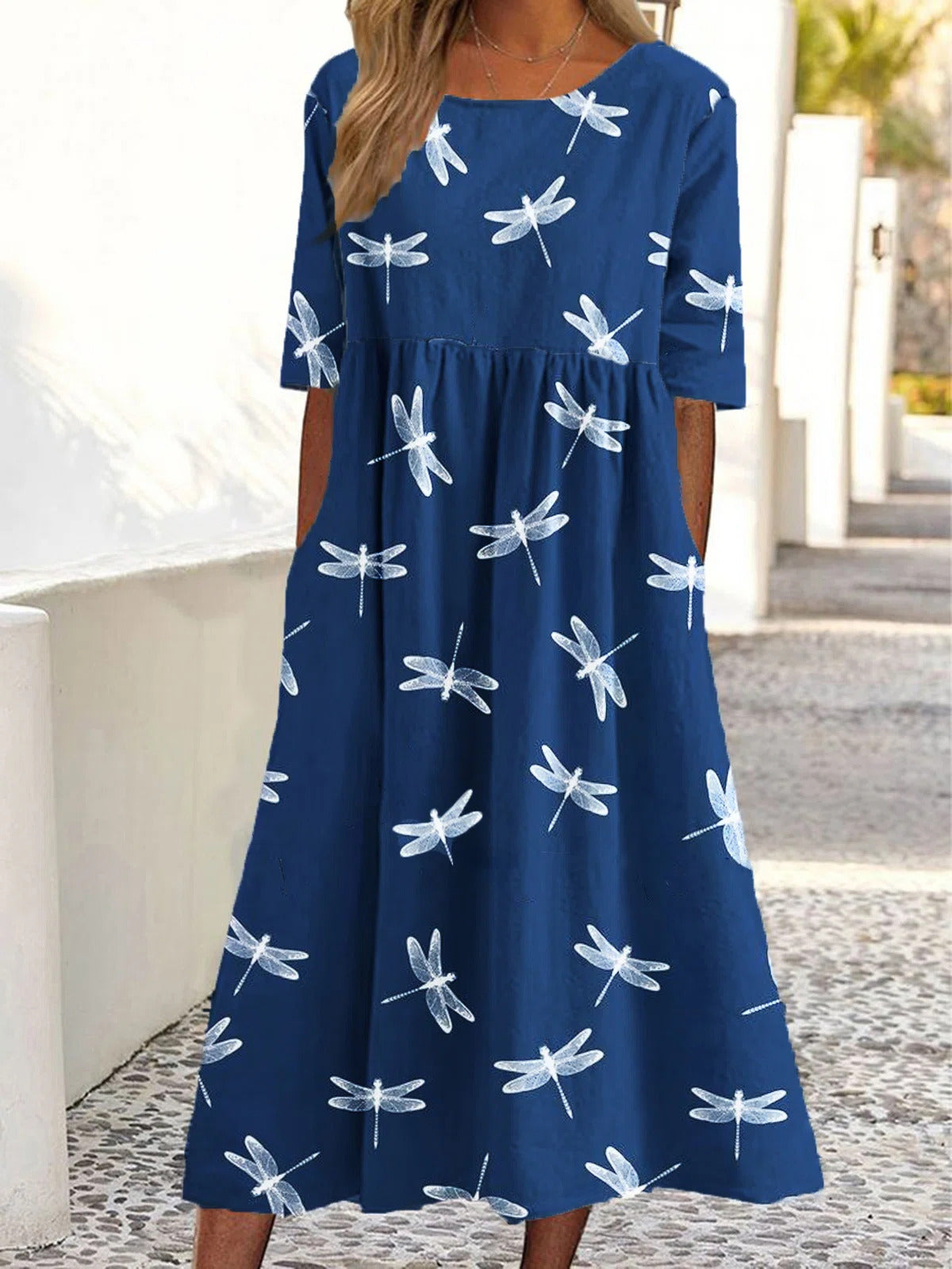 Dragonfly Print Crew Neck Half Sleeves Midi Dress