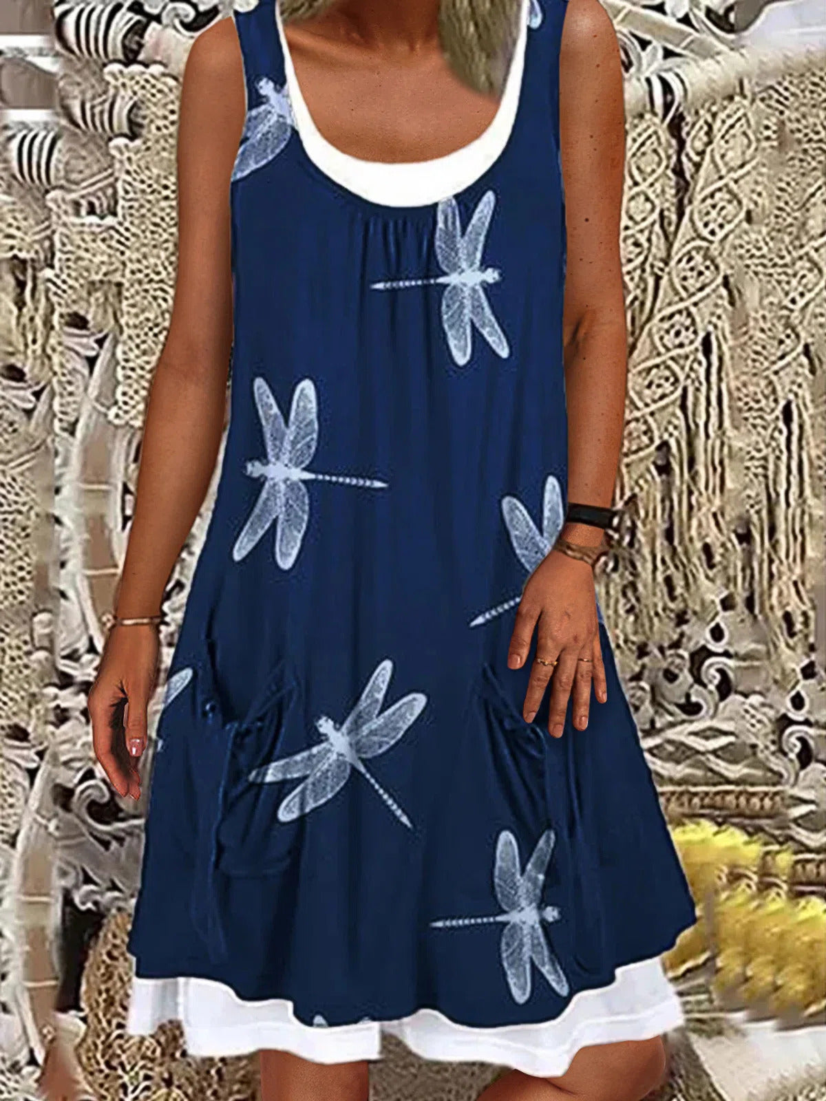 Dragonfly Print Scoop Neck Sleeveless Short Dress