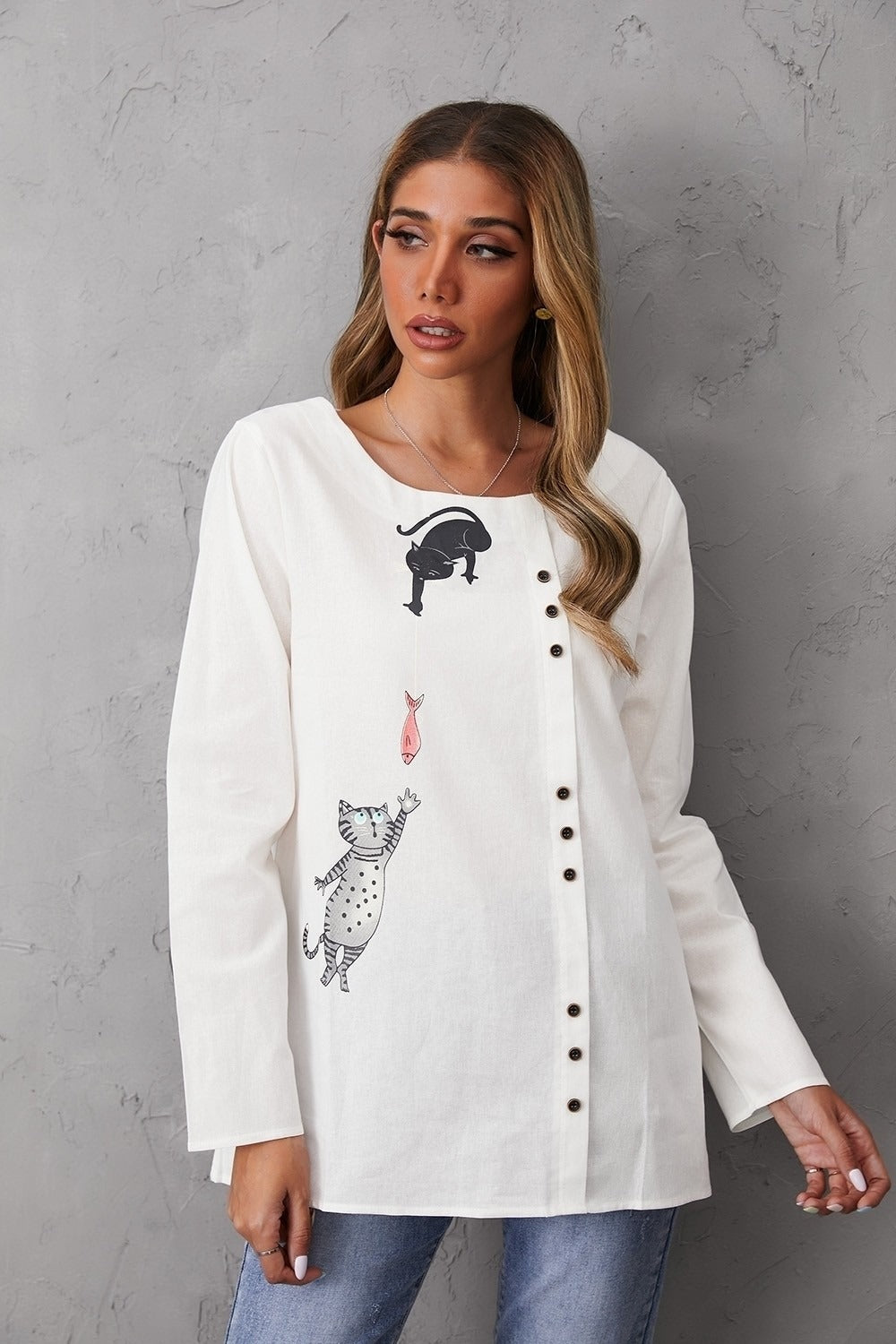 Women's Round Neck Animal Print Long Sleeves Blouse