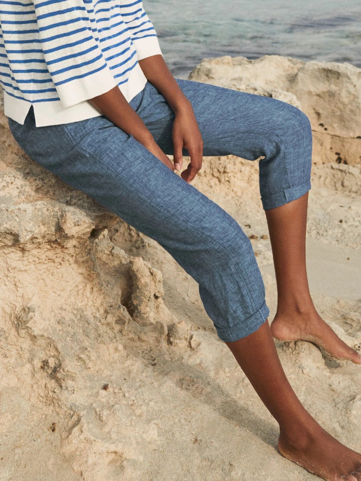 Solid Basic Capri Pants