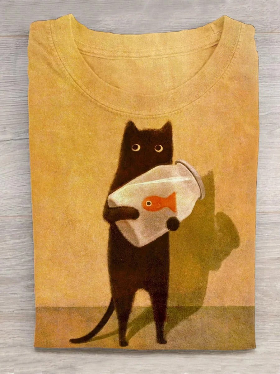 Cat Holding Goldfish Bowl Art Design Round Neck Short Sleeve T-shirt