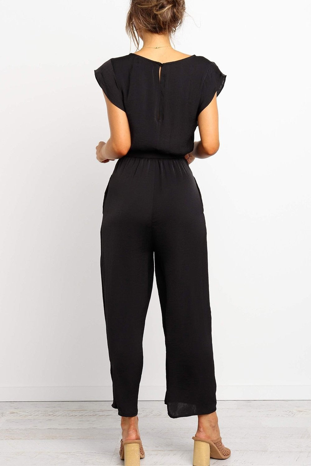 Solid Color V-neck Waist Tie Cap Sleeves Jumpsuit