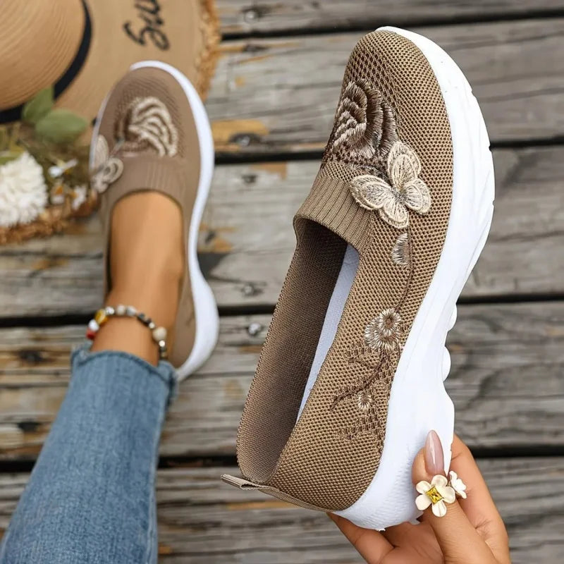 Women's Cushioned Walking Shoes