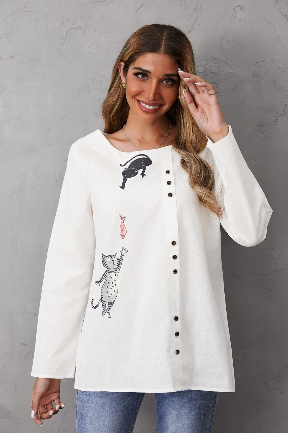 Women's Round Neck Animal Print Long Sleeves Blouse