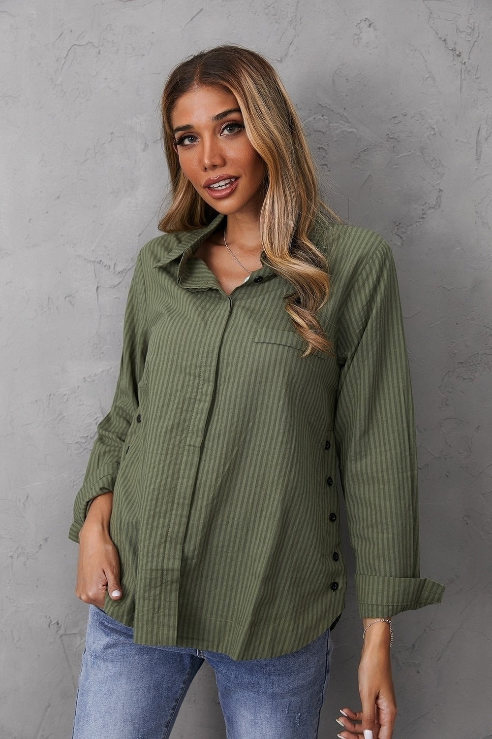 Women's Collared Neck Solid Color Buttons Long Sleeves Blouse